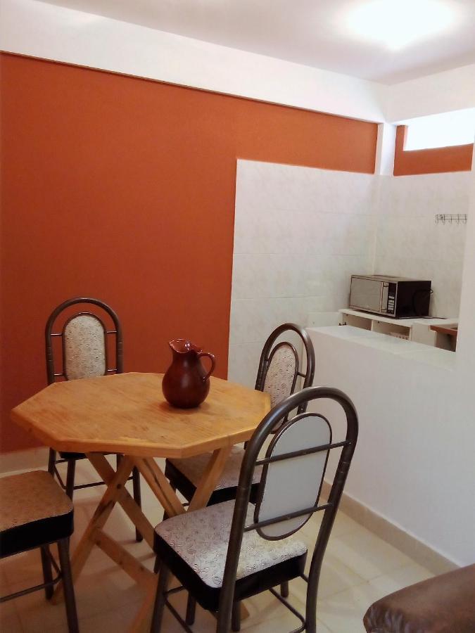 The Little House Aparthotel Уюні Екстер'єр фото