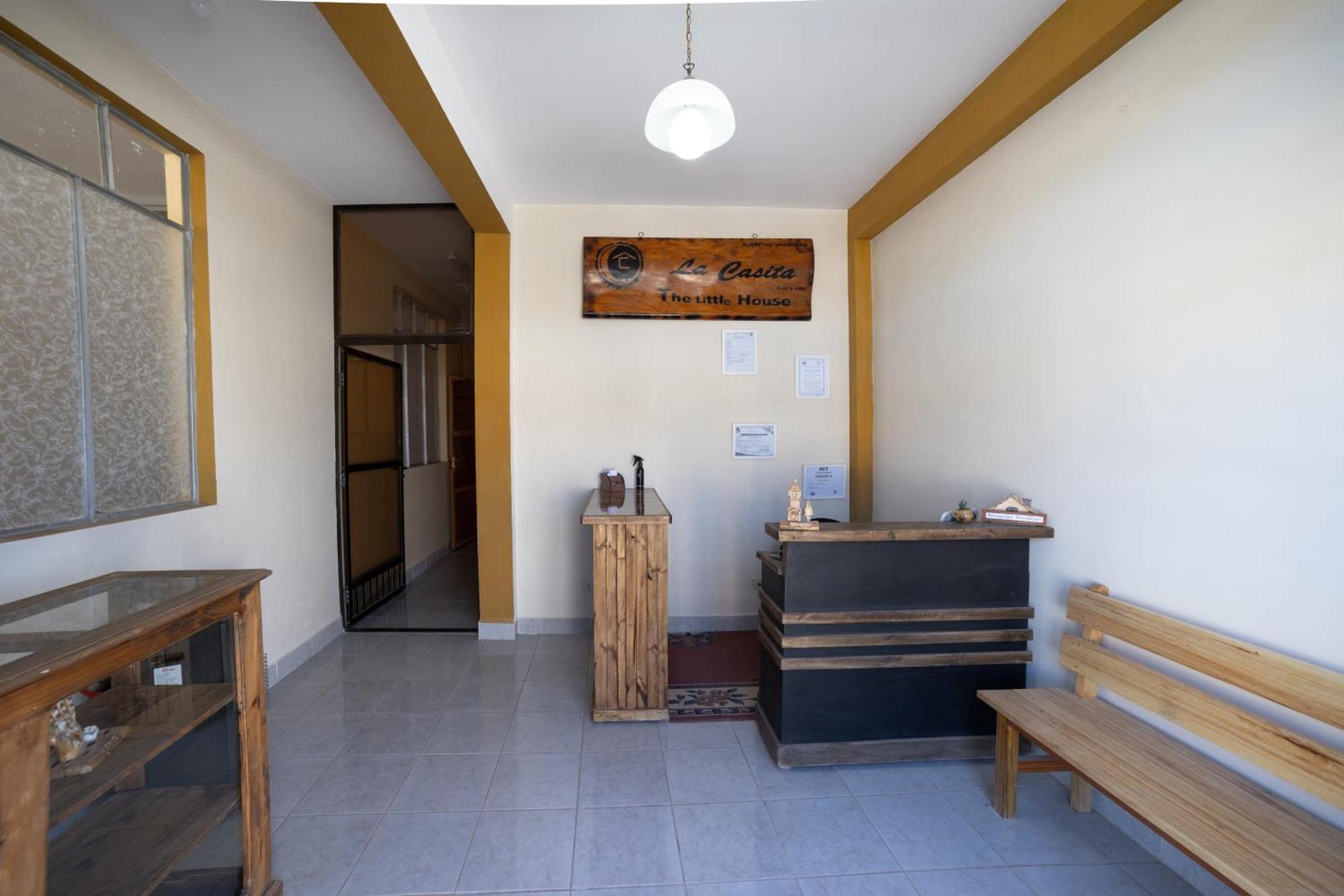 The Little House Aparthotel Уюні Екстер'єр фото